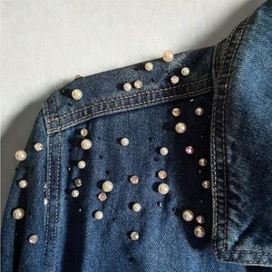 ⚡ Crown & Ivy Pearl-Embellished Denim Jacket – Size 3X 💙